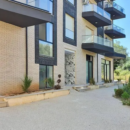 Superb *new 1+1 Appartement *